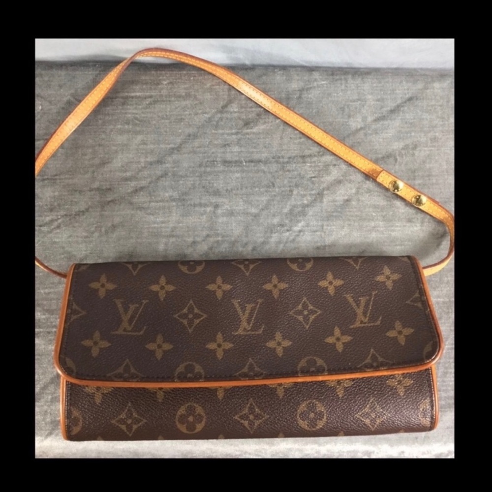 Authentic Lv... - image 1